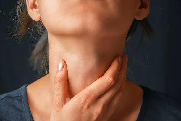 Thyroid Disorder Treatment in the UAE – Consult Online with Licensed Doctors